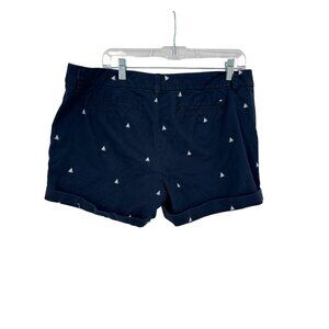 Tommy‎ Hilfiger Shorts Women Size 12 Sailboats Nautical Beach Casual Vacation